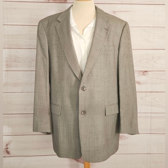 Vintage Burberry Plaid Single Breasted Suit Jacket In Tan and Black Size 44L - Picture 1 of 12